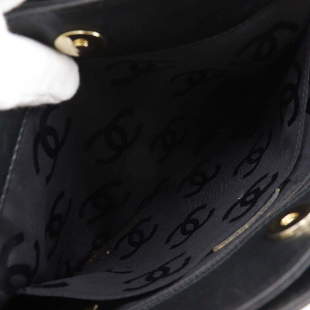 CHANEL Black Bag - Picture 10 of 16